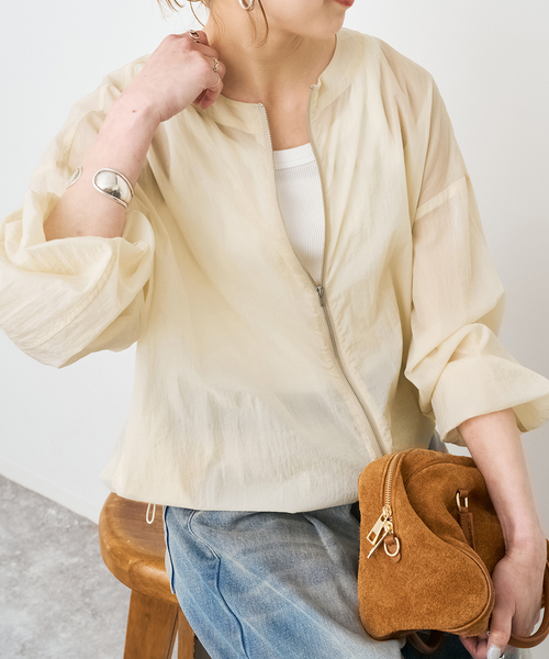 Spick & Span（スピックアンドスパン）の「《WEB限定 / 追加》シアーフロントZIPブルゾン（その他アウター・レディース・ベージュ/グレー・FREE）」の21枚目の写真