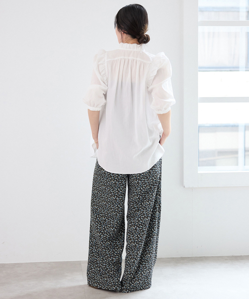 IENA(イエナ)の「《一部店舗限定》 コットンシュリンク7分袖ブラウス(シャツ/ブラウス・レディース・レッド/ベージュ系その他/ホワイト/ネイビー・FREE)」の20枚目の写真
