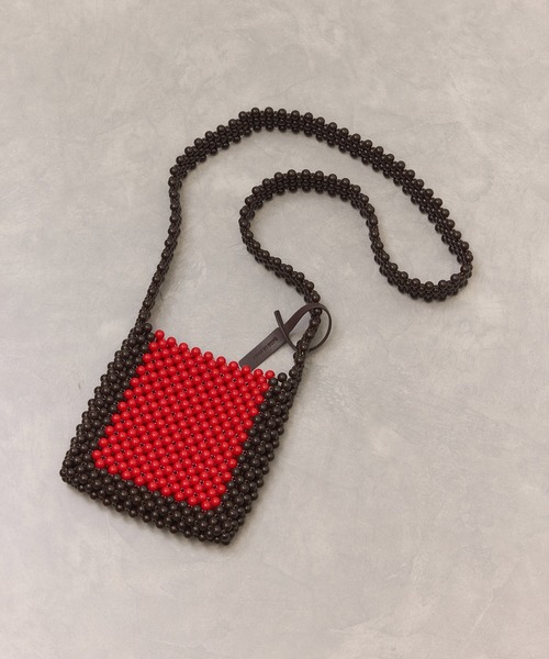 ADAM ET ROPE'（アダムエロペ）の「ビーズミニショルダーバッグ（ショルダーバッグ・レディース・レッド/ベージュ系その他・FREE）」の3枚目の写真