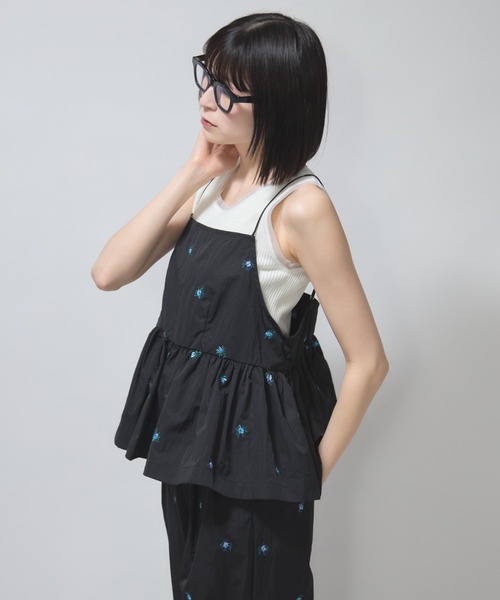 leimn（レイムン）の「花柄刺繍タフタビスチェ（その他トップス・レディース・ブラック・M）」の4枚目の写真