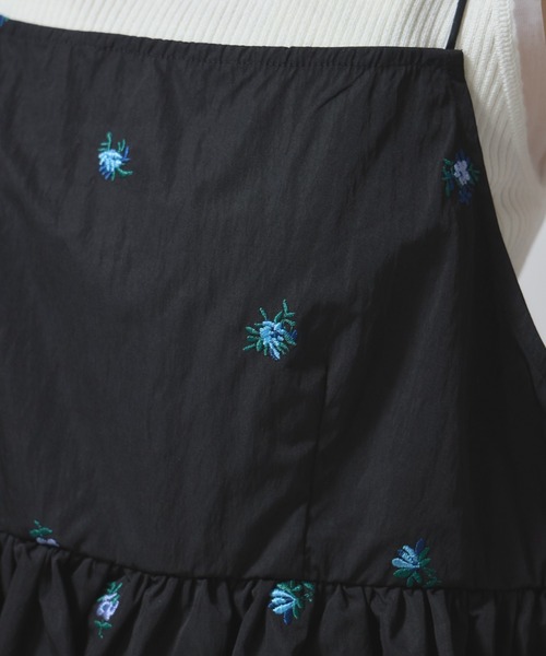 leimn（レイムン）の「花柄刺繍タフタビスチェ（その他トップス・レディース・ブラック・M）」の6枚目の写真