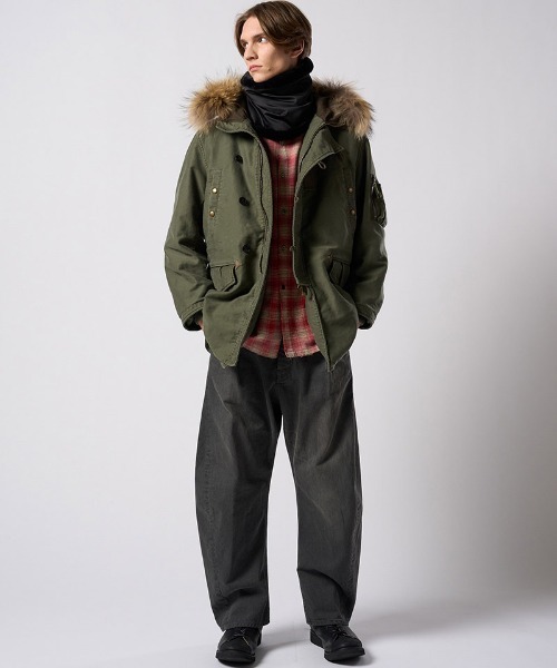 wjk（ダヴルジェイケイ）の「mko13617- combi neck warmer ネックウォーマー(8984 pe34j)（ネックウォーマー/スヌード・メンズ・ブラック/ネイビー・FREE）」の9枚目の写真