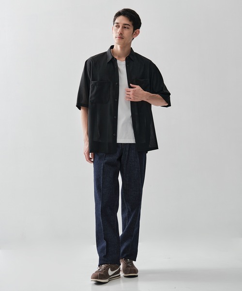 ATON(エイトン)の「【ATON / エイトン】別注TWIST WOOL GAUZE SHORT SLEEVE SHIRT(シャツ/ブラウス・メンズ・ネイビー/ブラック/グレー・2/4/6)」の4枚目の写真