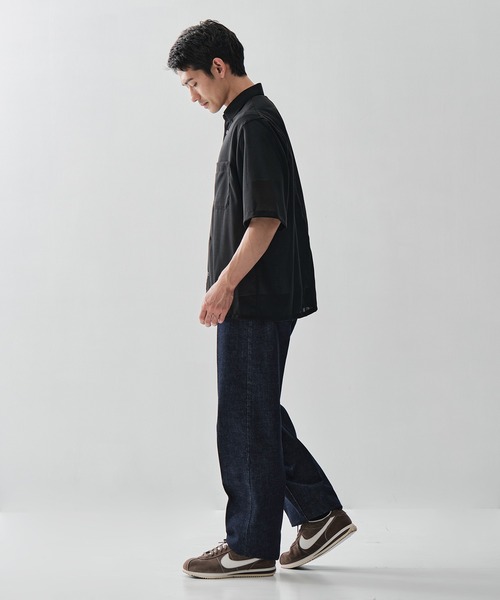 ATON(エイトン)の「【ATON / エイトン】別注TWIST WOOL GAUZE SHORT SLEEVE SHIRT(シャツ/ブラウス・メンズ・ネイビー/ブラック/グレー・2/4/6)」の7枚目の写真