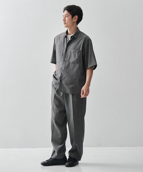 ATON(エイトン)の「【ATON / エイトン】別注TWIST WOOL GAUZE SHORT SLEEVE SHIRT(シャツ/ブラウス・メンズ・ネイビー/ブラック/グレー・2/4/6)」の20枚目の写真