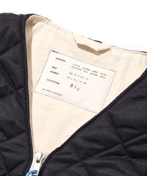 ADAM ET ROPE'（アダムエロペ）の「《別注》【CAMIEL FORTGENS/カミエル フォートヘンス】ZIP VEST Technical padded - black（その他アウター・メンズ・ブラック・M）」の13枚目の写真