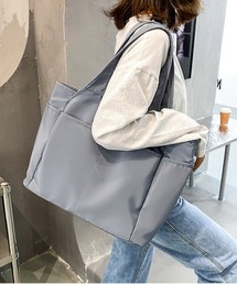F&D : スポーティーショルダーバッグ