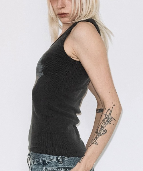 FANCY CLUB（ファンシークラブ）の「A'GEM/9 × .kom 『FANCY CLUB/ファンシークラブ』WASHED HEART SLEEVELESS/ウォッシュドハートスリーブレス（タンクトップ・レディース・グレー/ブルー・FREE）」の5枚目の写真