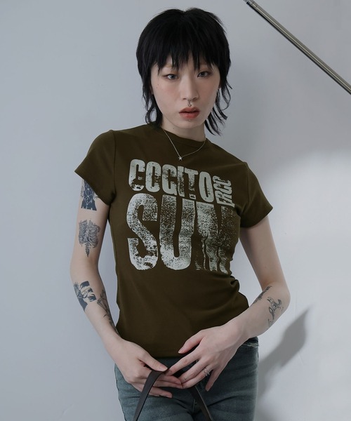 Ulysses(ユリシス)の「ロゴプリントTシャツ(Tシャツ/カットソー・レディース・ブラウン/ホワイト・S/M)」の4枚目の写真