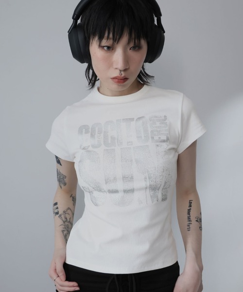 Ulysses(ユリシス)の「ロゴプリントTシャツ(Tシャツ/カットソー・レディース・ブラウン/ホワイト・S/M)」の6枚目の写真