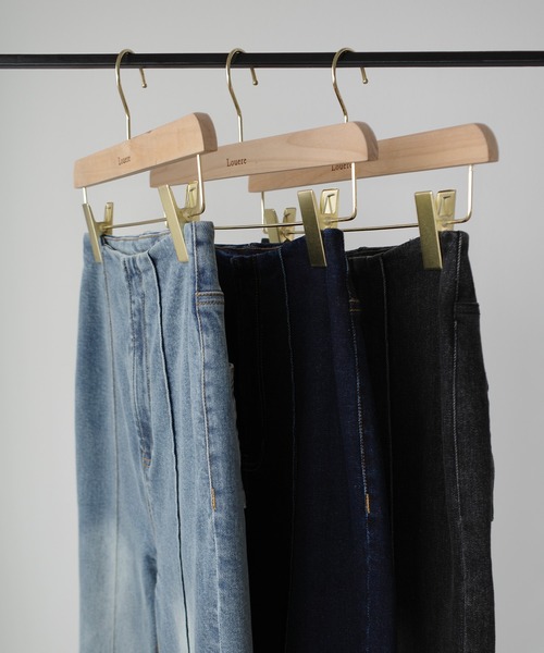 Louere（ルエレ）の「ハイウエストピンタックストレートデニムパンツ[高身長サイズST有り]（デニムパンツ・レディース・ワンウォッシュ/ブラック/ライトブルー・X-LARGE/LARGE/MEDIUM/SMALL/ST）」の19枚目の写真