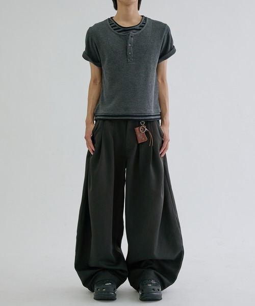 EPNK(イーピーエヌケー)の「Layered border short sleeve henly / レイヤードボーダーショートスリーブヘンリー(Tシャツ/カットソー・メンズ・ライトグレー/チャコールグレー・SMALL/MEDIUM/LARGE)」の14枚目の写真