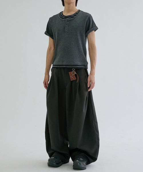 EPNK(イーピーエヌケー)の「Layered border short sleeve henly / レイヤードボーダーショートスリーブヘンリー(Tシャツ/カットソー・メンズ・ライトグレー/チャコールグレー・SMALL/MEDIUM/LARGE)」の15枚目の写真