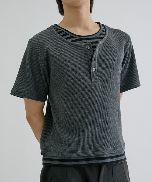EPNK(イーピーエヌケー)の「Layered border short sleeve henly / レイヤードボーダーショートスリーブヘンリー(Tシャツ/カットソー・メンズ・ライトグレー/チャコールグレー・SMALL/MEDIUM/LARGE)」の12枚目の写真