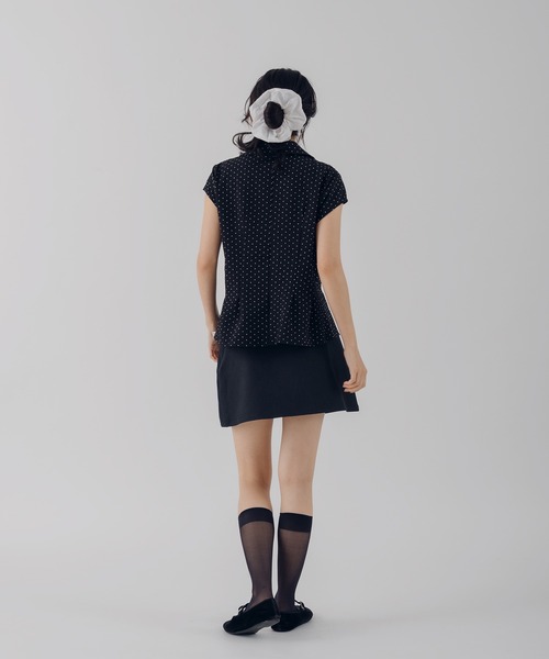 MUHET(ミュエータ)の「asymmetry button french sleeve shirt / アシンメトリーボタンフレンチスリーブシャツ(シャツ/ブラウス・レディース・ブラック/ネイビー/オフホワイト/ピンク・FREE)」の22枚目の写真
