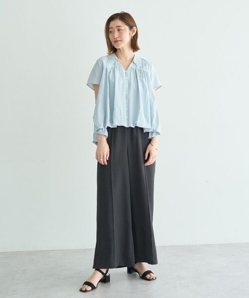 YECCA VECCA(イェッカヴェッカ)の「刺繍カラーバルーンヘムブラウス(シャツ/ブラウス・レディース・ブラウン/オフホワイト/サックスブルー・FREE)」の21枚目の写真