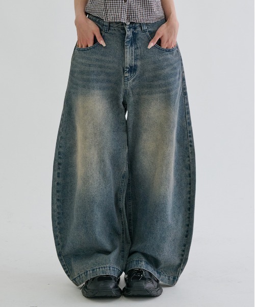 EPNK(イーピーエヌケー)の「Slab curve denim / スラブカーブデニム(デニムパンツ・メンズ・インディゴブルー/ブラック/グレー・X-SMALL/LARGE/MEDIUM/SMALL)」の3枚目の写真