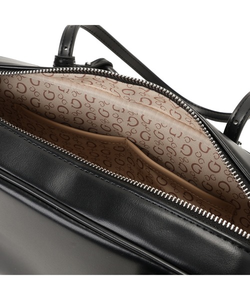 Guess(ゲス)の「JUSTINA Shoulder Satchel ショルダーバッグ(ショルダーバッグ・レディース・ブラック・ONE SIZE)」の10枚目の写真