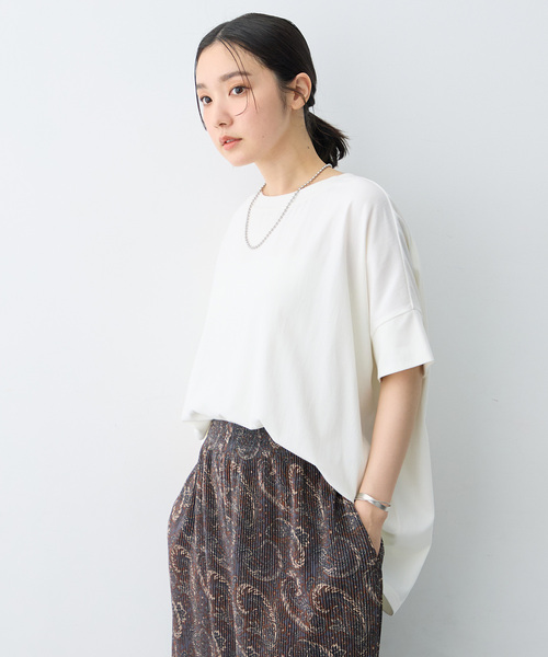 anyfee(エニフィー)の「【anyfee/大きいサイズ】着てサラバックタックフレアTシャツ/チュニック《接触冷感・UVカット》(Tシャツ/カットソー・レディース・オフホワイト/ブラウン/ブラック/ブルー・LL/5L/3L/4L)」の22枚目の写真