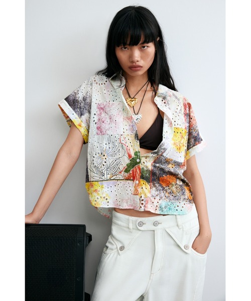 Desigual（デシグアル）の「アートグラフィックオープンカラーシャツ【2026秋冬新作】（シャツ/ブラウス・レディース・マルチ・M/L/XL/XS/S）」の3枚目の写真