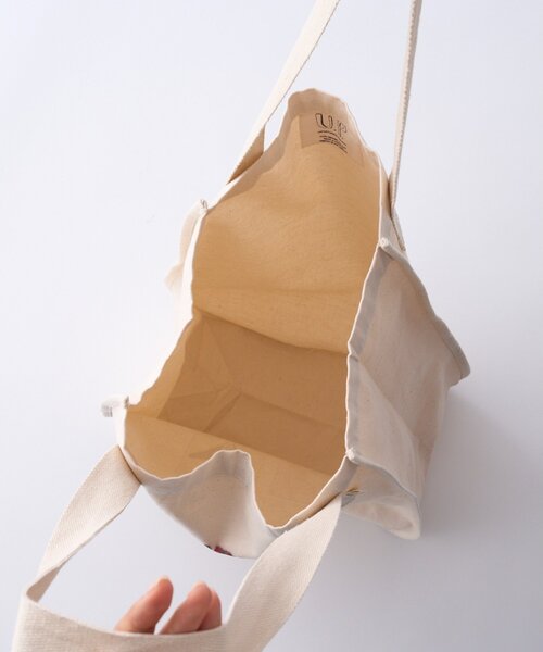 Whim Gazette(ウィムガゼット)の「【UNFORTUNATE PORTRAIT】別注WHIM TOTE BAG(トートバッグ・レディース・アイボリー・FREE)」の8枚目の写真
