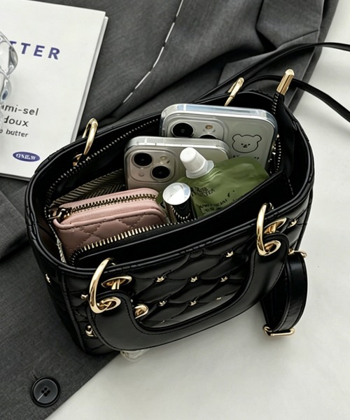DRESS PLUS(ドレスプラス)の「キルティング チャーム付き ハンドバッグ(ハンドバッグ・レディース・ピンク/オフホワイト/ブラック・フリー)」の10枚目の写真