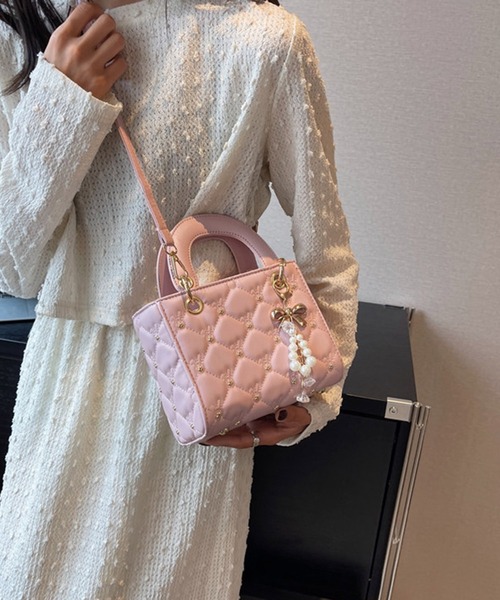 DRESS PLUS(ドレスプラス)の「キルティング チャーム付き ハンドバッグ(ハンドバッグ・レディース・ピンク/オフホワイト/ブラック・フリー)」の20枚目の写真