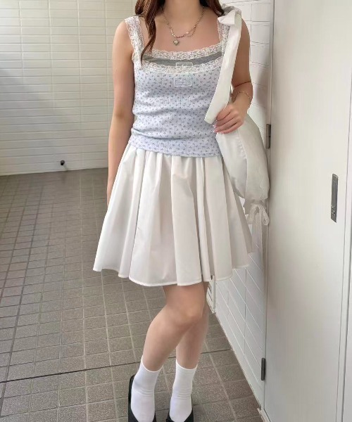 hugi(ハギ)の「FLOWER CAMI SET / フラワーキャミセット(アンサンブル・レディース・グレー/ブルー・FREE)」の6枚目の写真