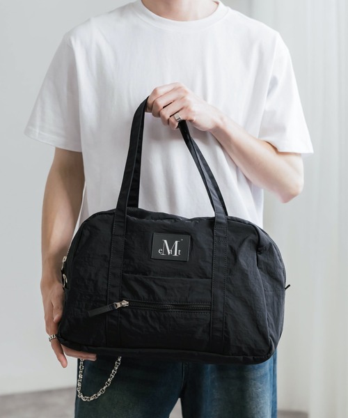 MUCENT(ムセント)の「MUCENT ムセント AMANDA FRONT POCKET SHOULDER BAG UNISEX ボストンバッグ/ショルダーバッグ(ボストンバッグ・メンズ・ベージュ/ブラック・FREE)」の11枚目の写真