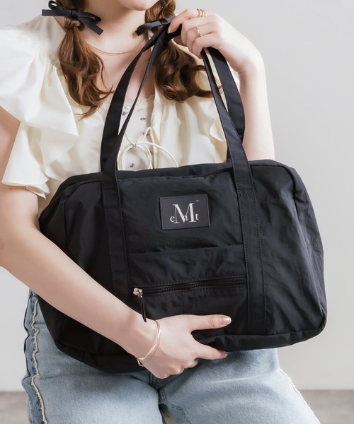 MUCENT(ムセント)の「MUCENT ムセント AMANDA FRONT POCKET SHOULDER BAG UNISEX ボストンバッグ/ショルダーバッグ(ボストンバッグ・メンズ・ベージュ/ブラック・FREE)」の15枚目の写真
