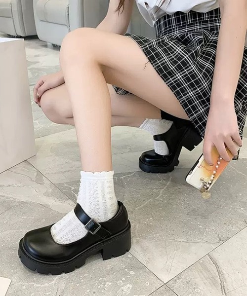 lulufa(ルルファ)の「厚底プラットフォームメリージェーンパンプス(パンプス・レディース・ブラック・LARGE/MEDIUM)」の7枚目の写真