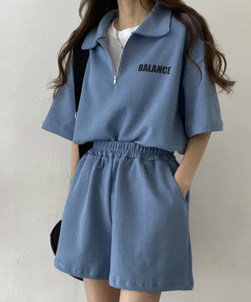 VIVID LADY(ビビッドレディー)の「ハーフジップ半袖プルオーバー×ショートパンツ スウェットセットアップ(セットアップ・レディース・ライトグレー/ブラック/ブルー/グレー・FREE)」の1枚目の写真