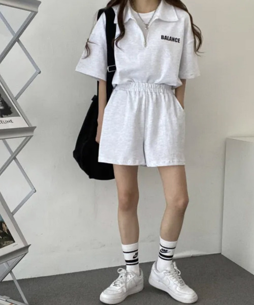 VIVID LADY(ビビッドレディー)の「ハーフジップ半袖プルオーバー×ショートパンツ スウェットセットアップ(セットアップ・レディース・ライトグレー/ブラック/ブルー/グレー・FREE)」の8枚目の写真