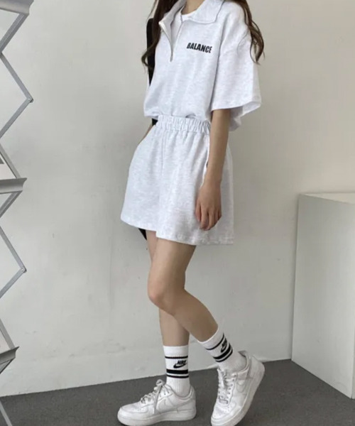 VIVID LADY(ビビッドレディー)の「ハーフジップ半袖プルオーバー×ショートパンツ スウェットセットアップ(セットアップ・レディース・ライトグレー/ブラック/ブルー/グレー・FREE)」の9枚目の写真