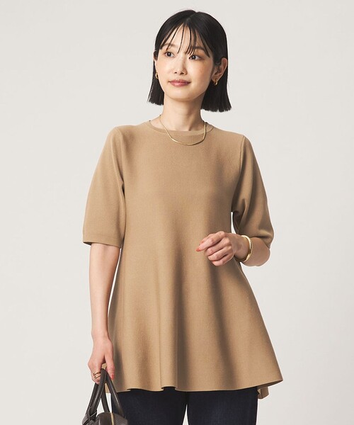 green label relaxing（グリーンレーベルリラクシング）の「フォルム ペプラム ニット（ニット/セーター・レディース・ベージュ/ブラック・FREE）」の3枚目の写真