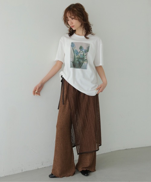 CLEIO（クレイオ）の「【CLEIO】フラワーフォトプリントTシャツ FLOWER PHOTO PRINT TEE（Tシャツ/カットソー・レディース・チャコールグレー/オフホワイト/オートミール・FREE）」の7枚目の写真