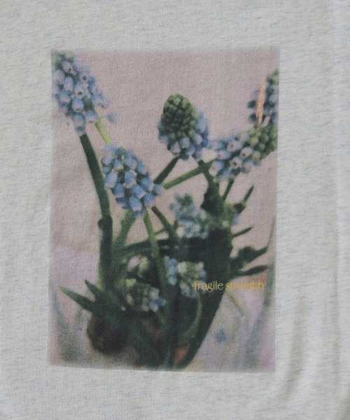 CLEIO（クレイオ）の「【CLEIO】フラワーフォトプリントTシャツ FLOWER PHOTO PRINT TEE（Tシャツ/カットソー・レディース・チャコールグレー/オフホワイト/オートミール・FREE）」の20枚目の写真