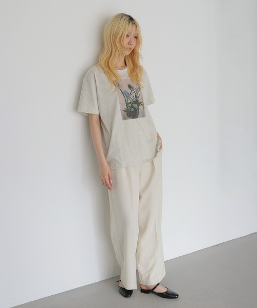 CLEIO（クレイオ）の「【CLEIO】フラワーフォトプリントTシャツ FLOWER PHOTO PRINT TEE（Tシャツ/カットソー・レディース・チャコールグレー/オフホワイト/オートミール・FREE）」の19枚目の写真
