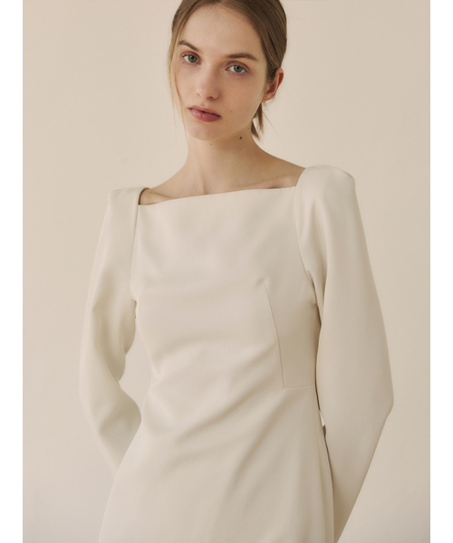 LETQSTUDIO（レチケットスタジオ）の「シルエットドレス、エクリュ（ワンピース・レディース・その他・SMALL/MEDIUM）」の4枚目の写真