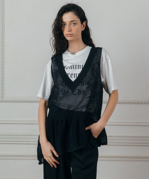 CREDONA(クレドナ)の「LACE KNIT TOPS/レースニットトップス(ニット/セーター・レディース・ネイビー/ライトイエロー・FREE)」の1枚目の写真