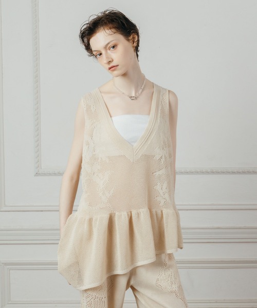 CREDONA(クレドナ)の「LACE KNIT TOPS/レースニットトップス(ニット/セーター・レディース・ネイビー/ライトイエロー・FREE)」の2枚目の写真