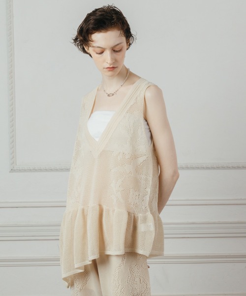 CREDONA(クレドナ)の「LACE KNIT TOPS/レースニットトップス(ニット/セーター・レディース・ネイビー/ライトイエロー・FREE)」の5枚目の写真