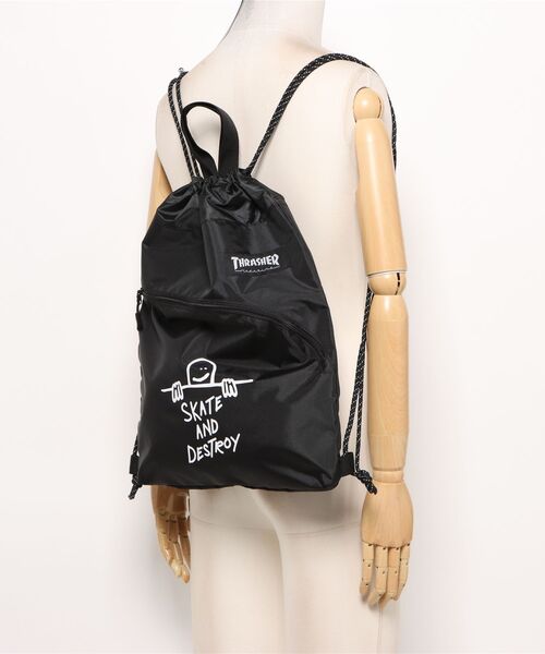 ARCHIVER(アーカイバ)の「【SY】【THRASHER】Knapsack(バックパック/リュック・メンズ・ブラック×ホワイト・FREE)」の6枚目の写真