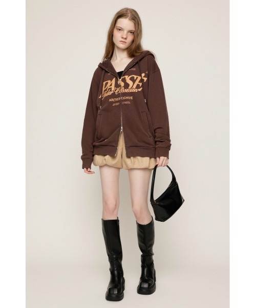 SLY(スライ)の「2 SIZE LOGO HOODIE 2サイズロゴフーディー 秋服(パーカー・レディース・ライトブラック/ホワイト系その他2/ブラウン/レッド・1/2)」の18枚目の写真