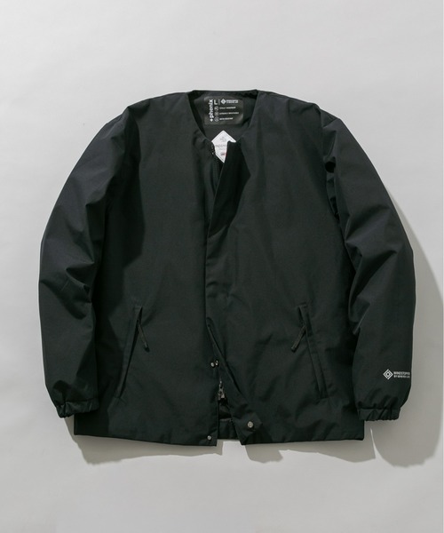 URBAN RESEARCH ROSSO MEN(アーバンリサーチロッソメン)の「『別注』+phenix WINDSTOPPER by GORE-TEX LABS ノーカラーダウンジャケット(ダウンジャケット/コート・メンズ・ブラック/ネイビー・SMALL/MEDIUM/LARGE/X-LARGE)」の2枚目の写真
