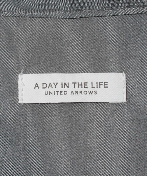 A DAY IN THE LIFE UNITED ARROWS(アデイインザライフユナイテッドアローズ)の「デニムライク ボウタイ バンドカラーブラウス <A DAY IN THE LIFE>(シャツ/ブラウス・レディース・ダークグレー/ライトブルー/ロイヤルブルー・FREE)」の22枚目の写真