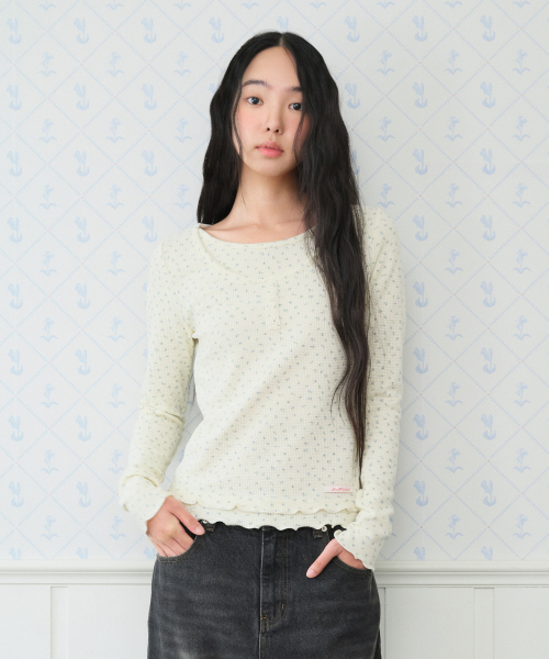 AMESWORLDWIDE（アメスワールドワイド）の「CLASSIC FLOWER HENLEY NECK LS TEE CREAM（Tシャツ/カットソー・レディース・その他・SMALL/MEDIUM）」の6枚目の写真