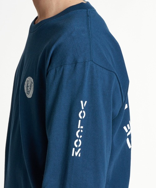 VOLCOM(ボルコム)の「VOLCOM メンズ SKATE VITALS LS ロンT 【2026年秋冬モデル】/ボルコム長袖バックプリントロンT(Tシャツ/カットソー・メンズ・ブラック系その他/ネイビー/ホワイト・MEDIUM/LARGE/X-LARGE)」の6枚目の写真