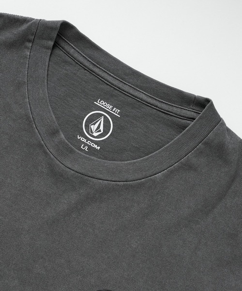 VOLCOM(ボルコム)の「VOLCOM メンズ SKATE VITALS LS ロンT 【2026年秋冬モデル】/ボルコム長袖バックプリントロンT(Tシャツ/カットソー・メンズ・ブラック系その他/ネイビー/ホワイト・MEDIUM/LARGE/X-LARGE)」の19枚目の写真