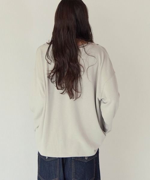 PBLIM(ページボーイリム)の「《UNISEX》トロンプルイユロンT(Tシャツ/カットソー・レディース・グレイッシュベージュ/ブラック・FREE)」の4枚目の写真